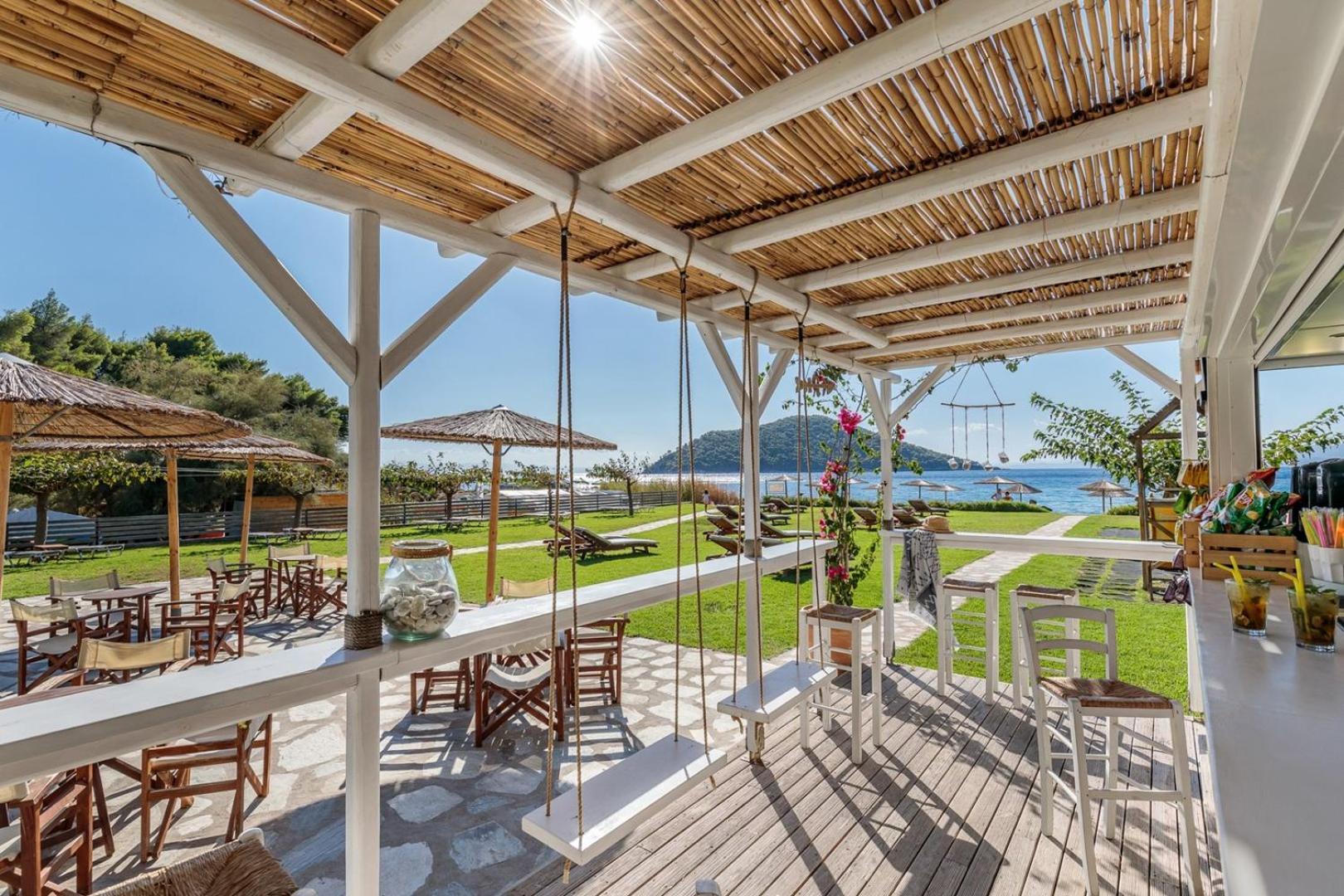 Milia Beach Apartments Paralia Milia Eksteriør bilde